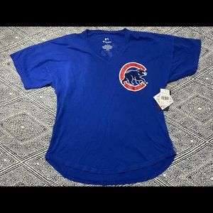 Women’s small Chicago Cubs shirt